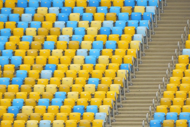 场视野闻名 场视野闻名